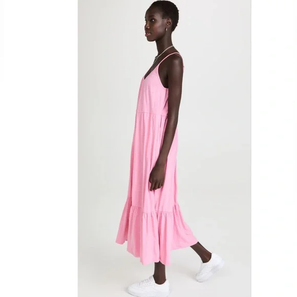 ‼️SOLD‼️Z Supply Pink Lido Maxi Dress - Retails for $120 - Picture 2 of 5